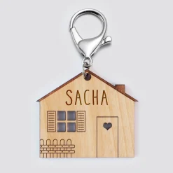 Porte-clés personnalisé médaille gravée bois Maison