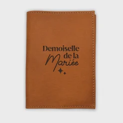 Protège passeport EVJF personnalisé cuir couleur Caramel